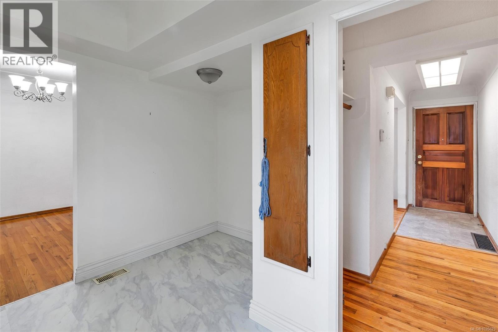 Single Family House for Sale in  Stevenson Pl Victoria 