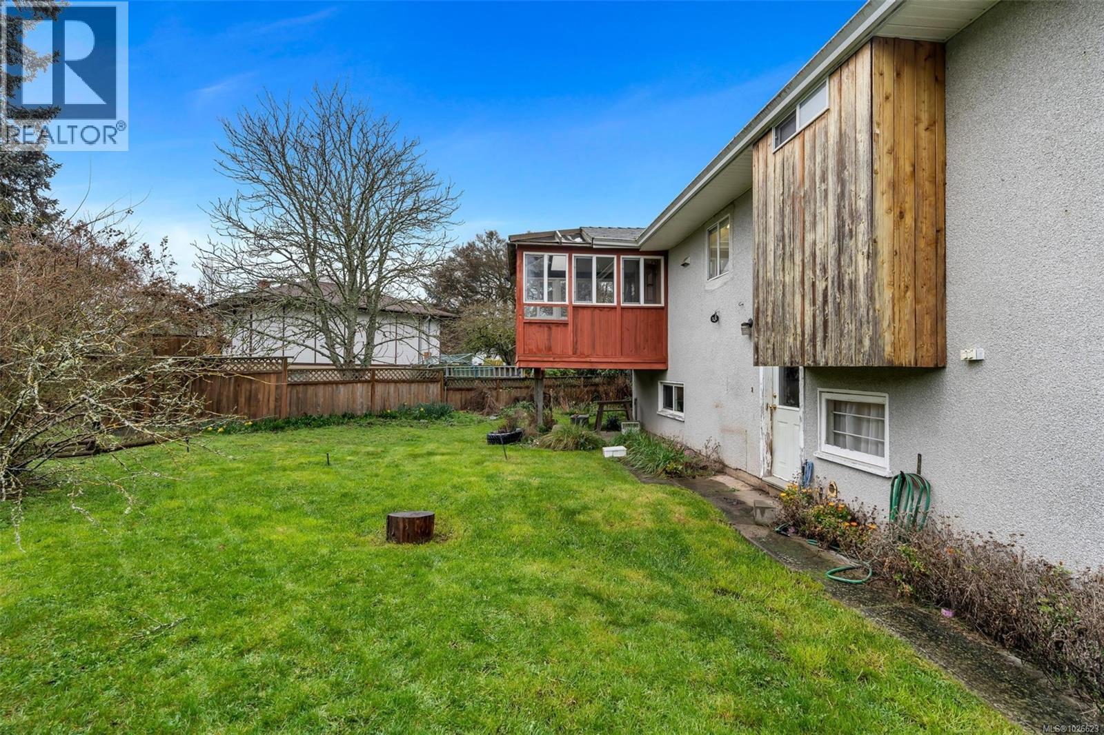 Single Family House for Sale in  Stevenson Pl Victoria 