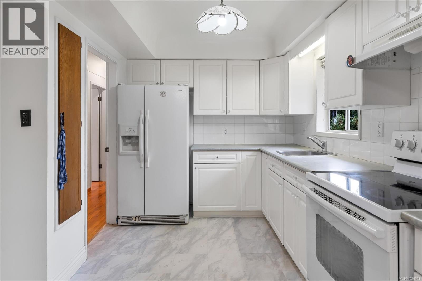 Single Family House for Sale in  Stevenson Pl Victoria 