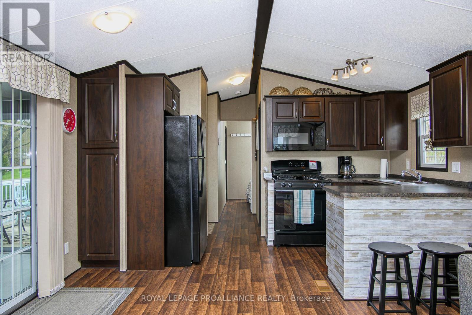 3 CHERRY BEACH LANE - 486 COUNTY ROAD 18 - 18