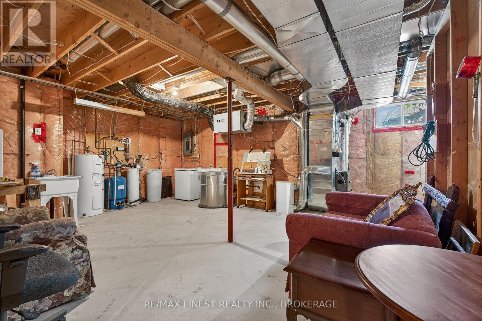 4602 DEER RUN WAY — photo 33