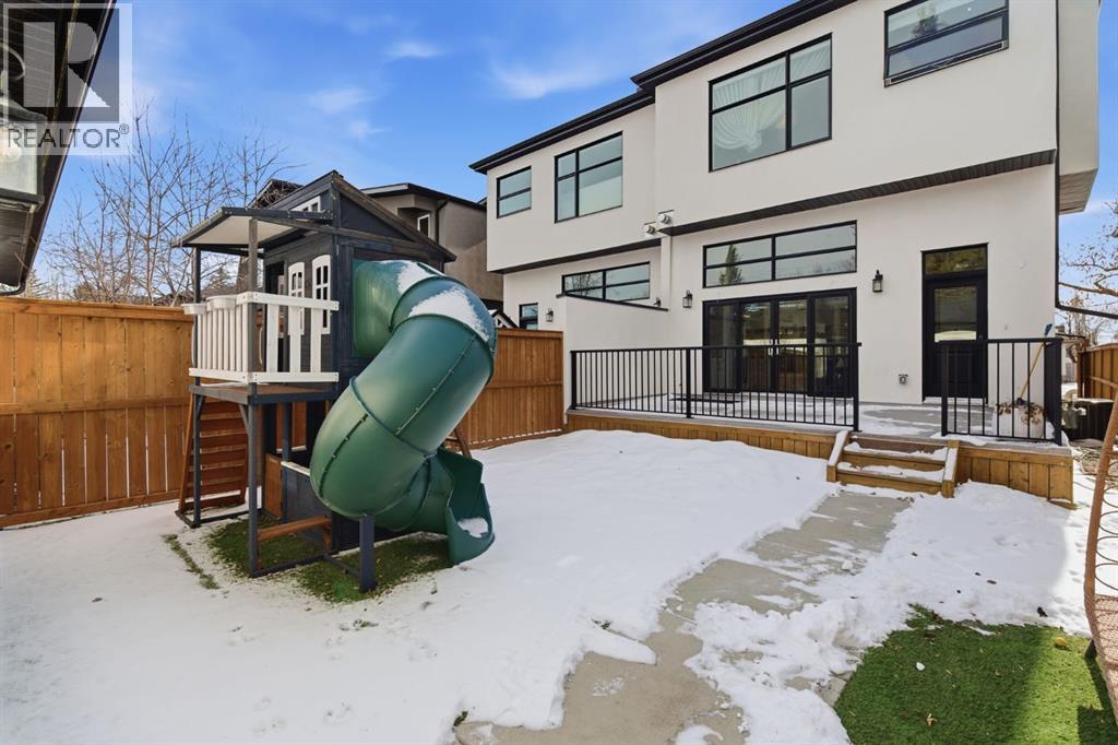 Single Family House for Sale in   Avenue SW Altadore Calgary 