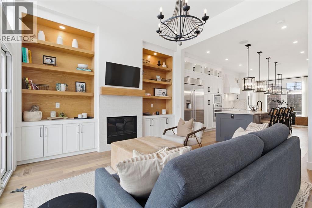 Single Family House for Sale in   Avenue SW Altadore Calgary 