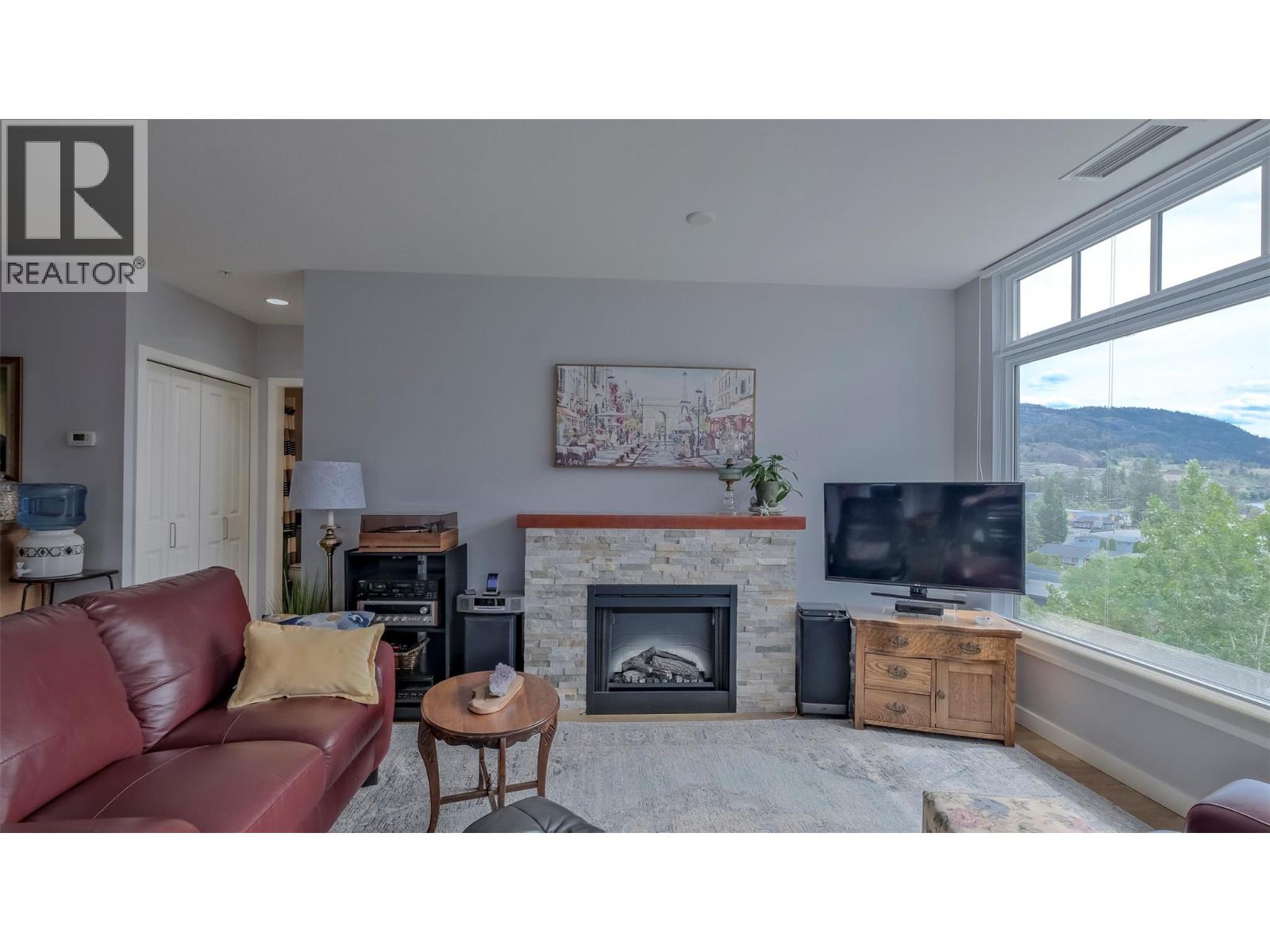 506 3301 SKAHA LAKE Road, Penticton