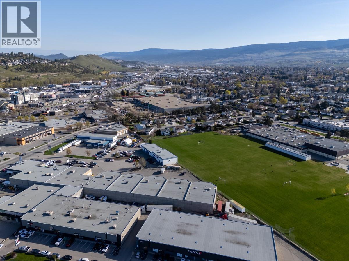 4 360 Spedding Court, Kelowna