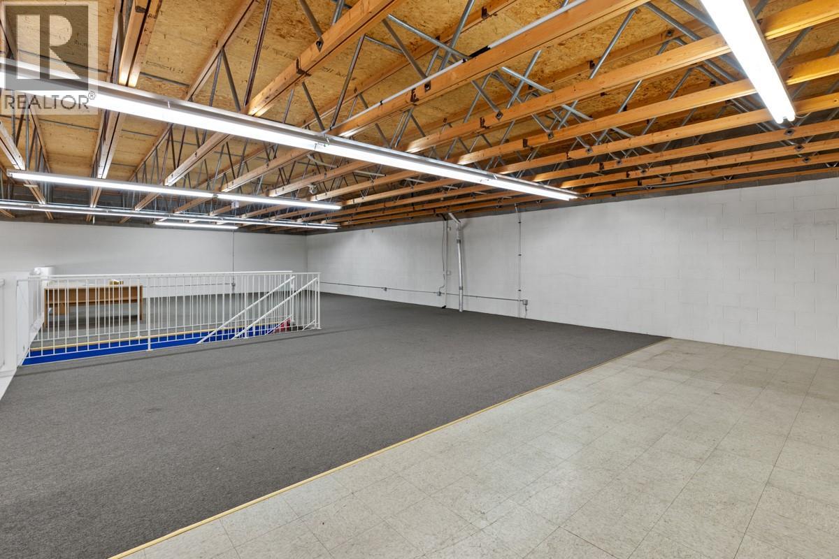 4 360 Spedding Court, Kelowna