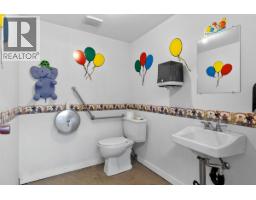 360 Spedding Court Unit# 4, Kelowna, BC V1X7K9 Photo 6