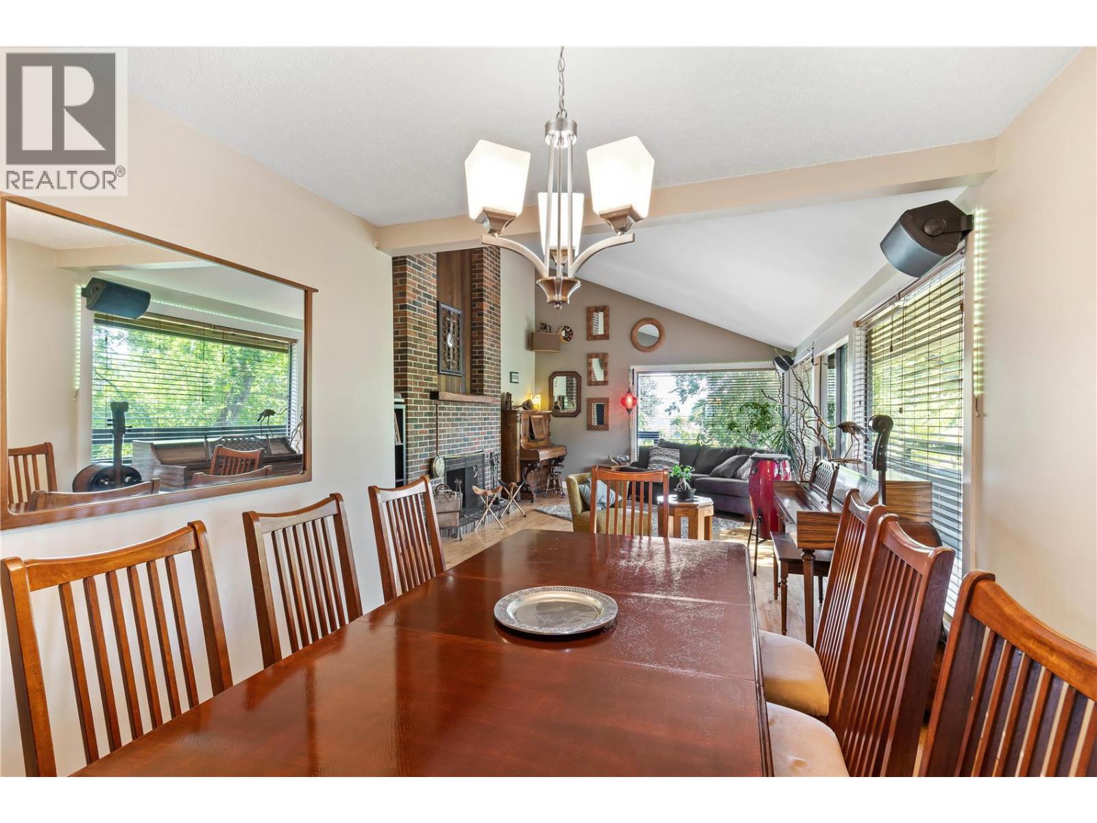  2931 Thacker Drive, West Kelowna