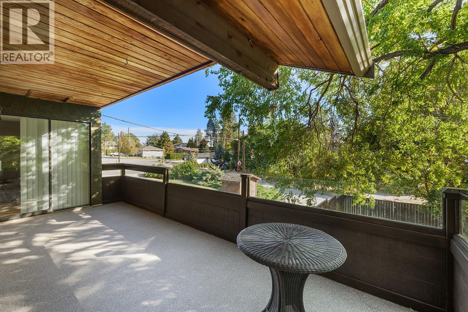  2931 Thacker Drive, West Kelowna