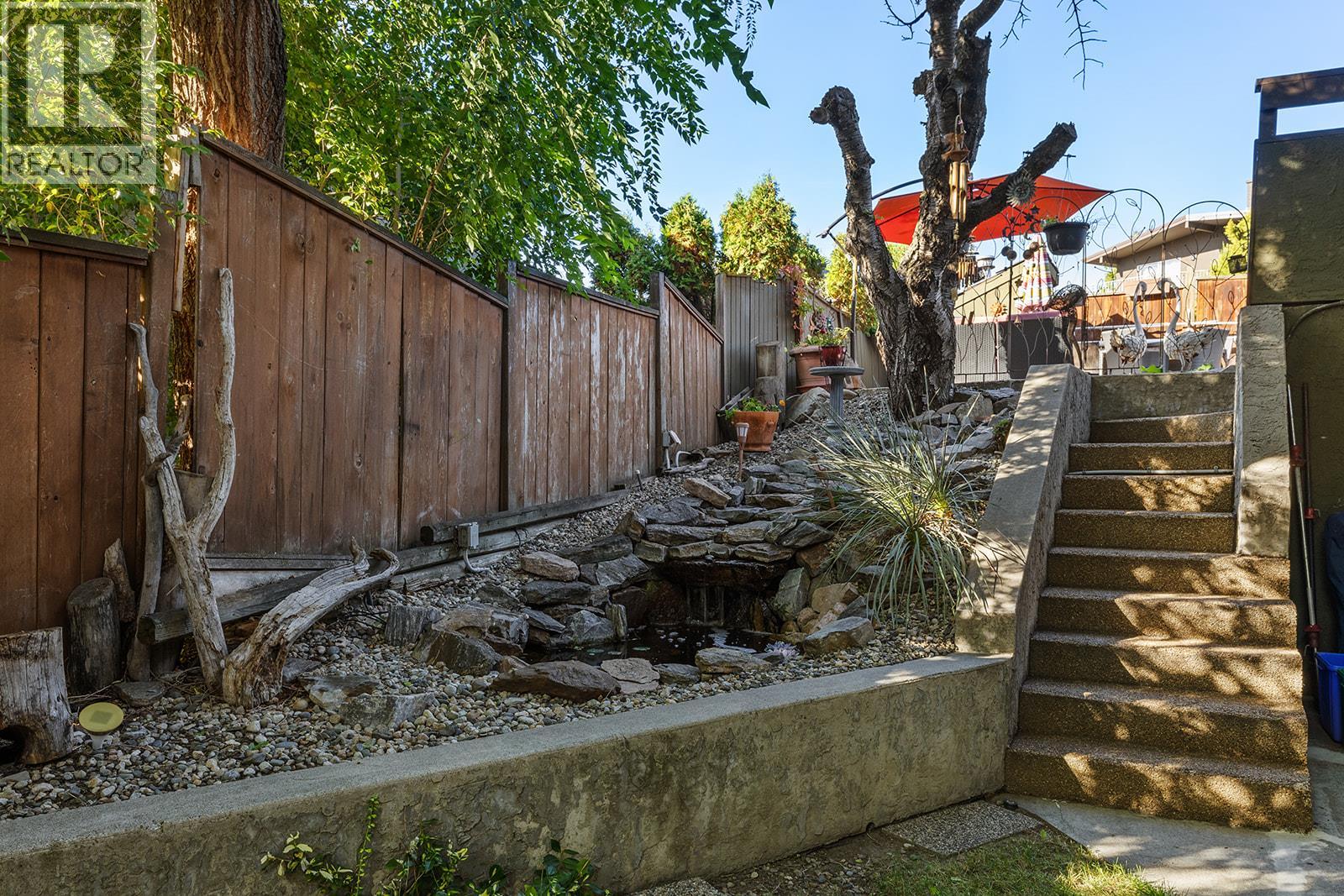  2931 Thacker Drive, West Kelowna