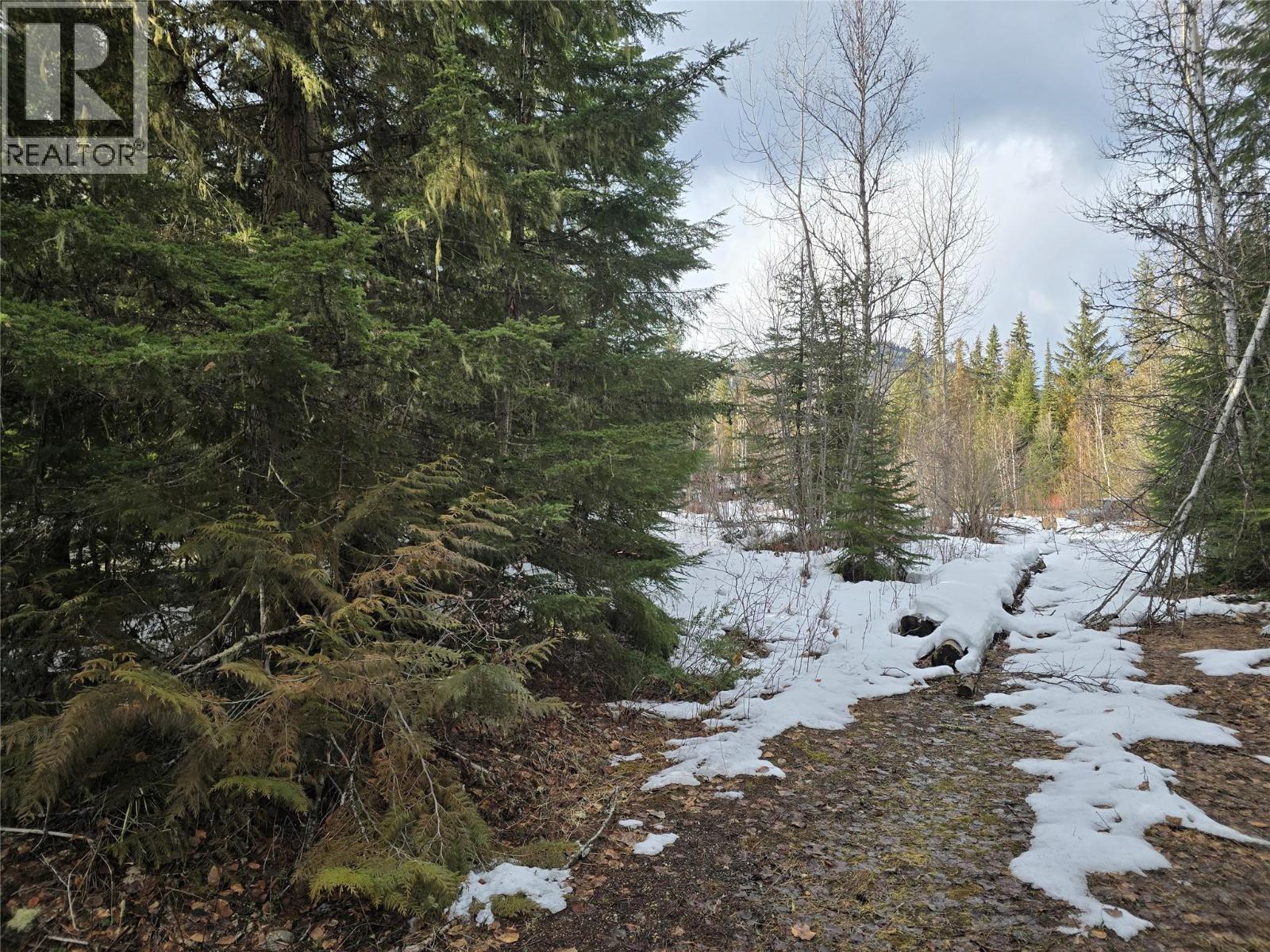 801 Bobbie Burns Road, Lumby