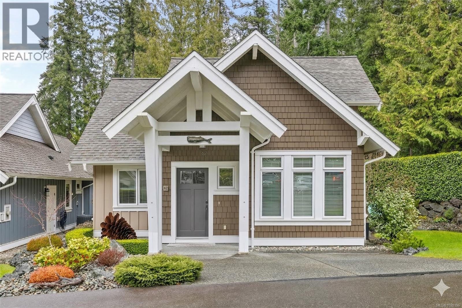 #62 5251 Island Hwy W - 1