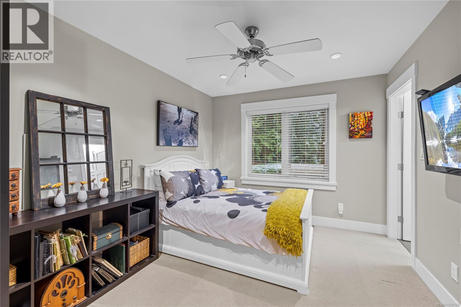 #62 5251 ISLAND HWY W - 23