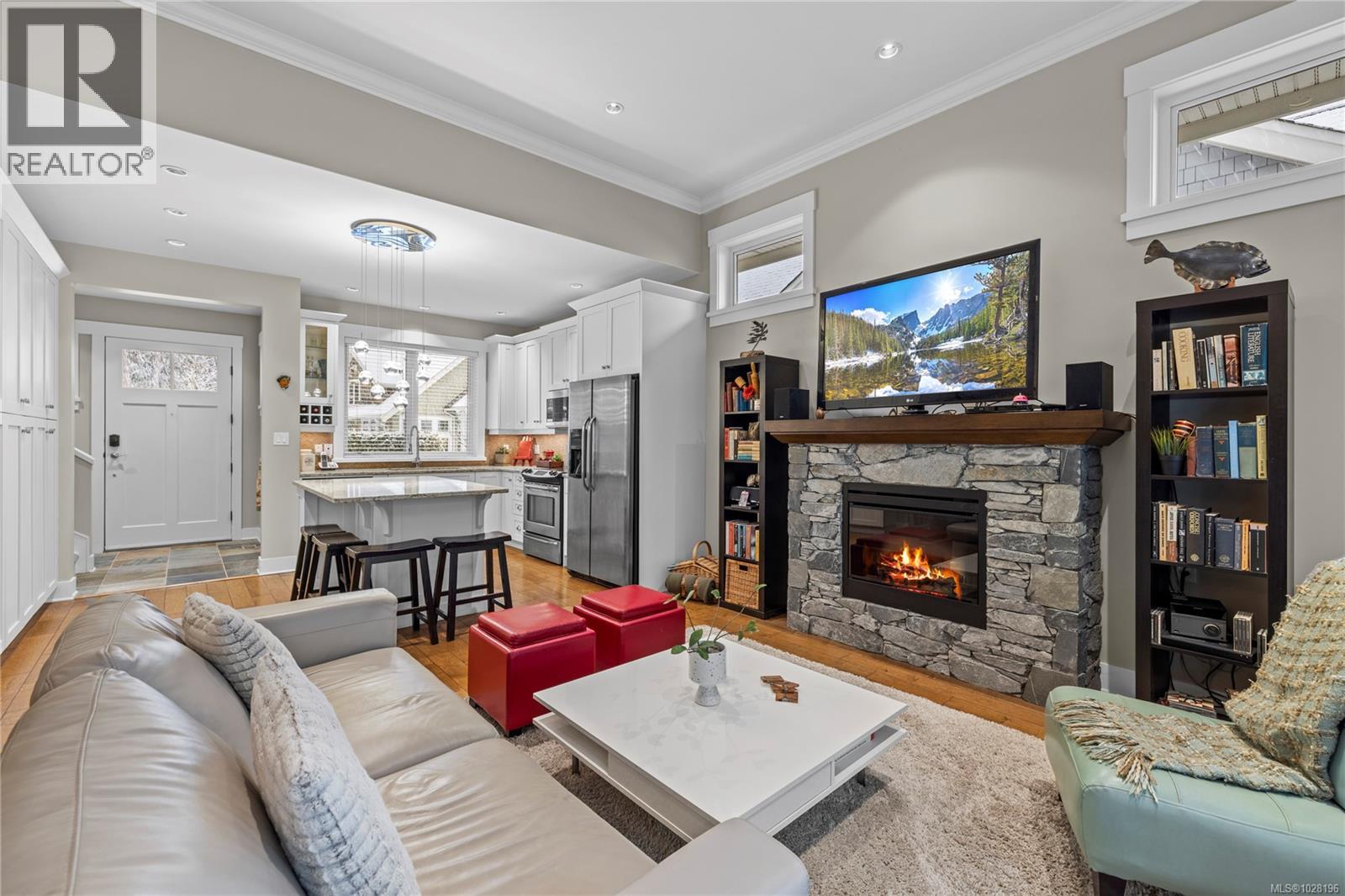 #62 5251 ISLAND HWY W - 5