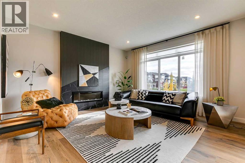 132 Sunrise Heath, Cochrane