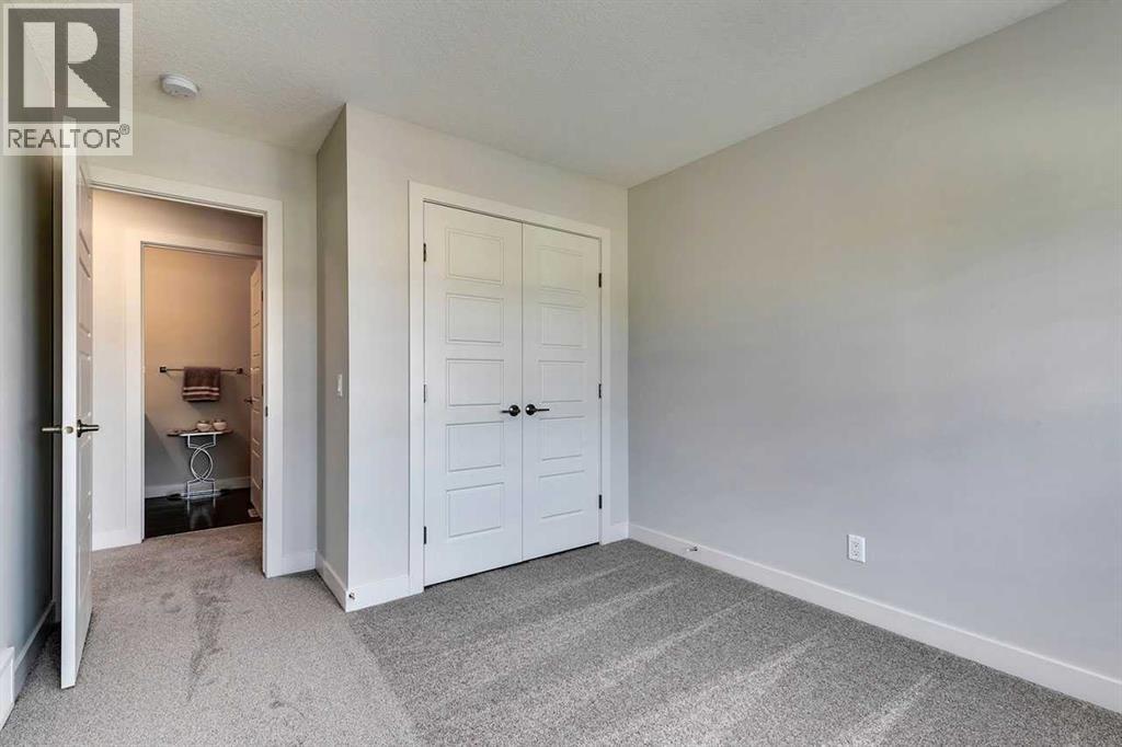 132 Sunrise Heath, Cochrane