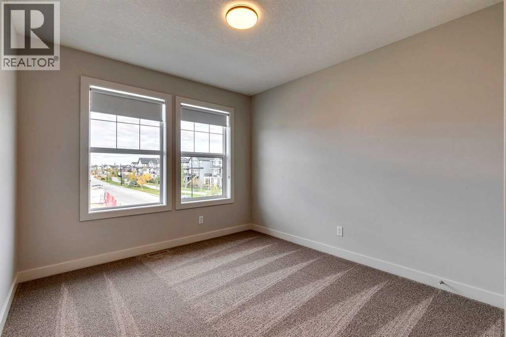 132 Sunrise Heath, Cochrane