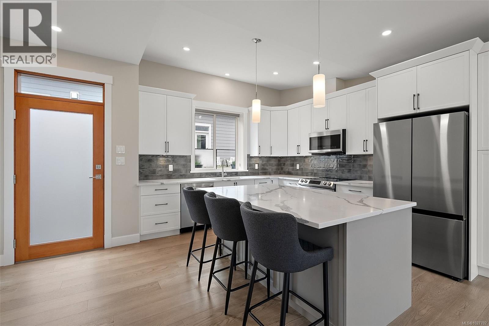 #118 4690 CASPIAN PL - 13