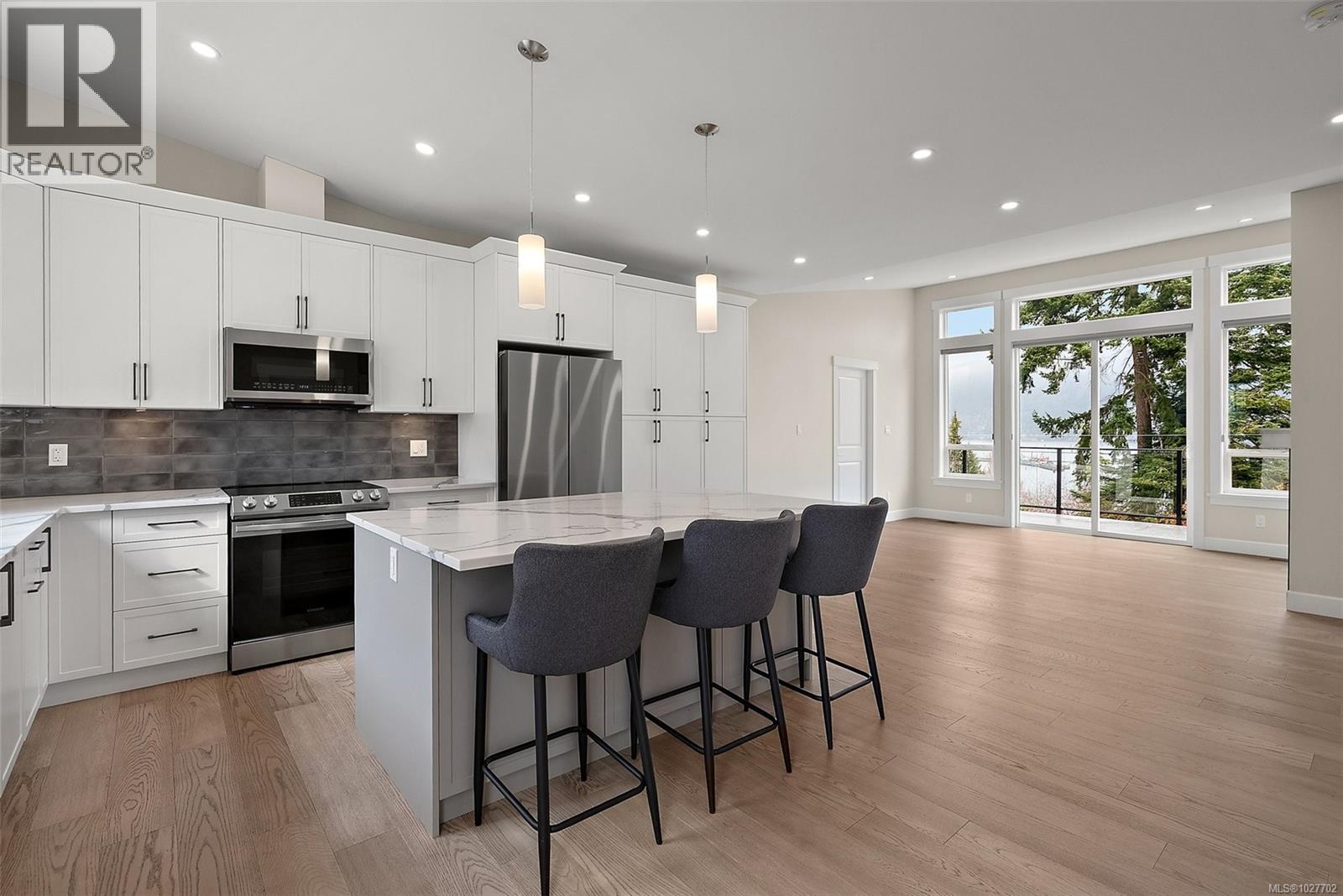 #118 4690 CASPIAN PL - 15