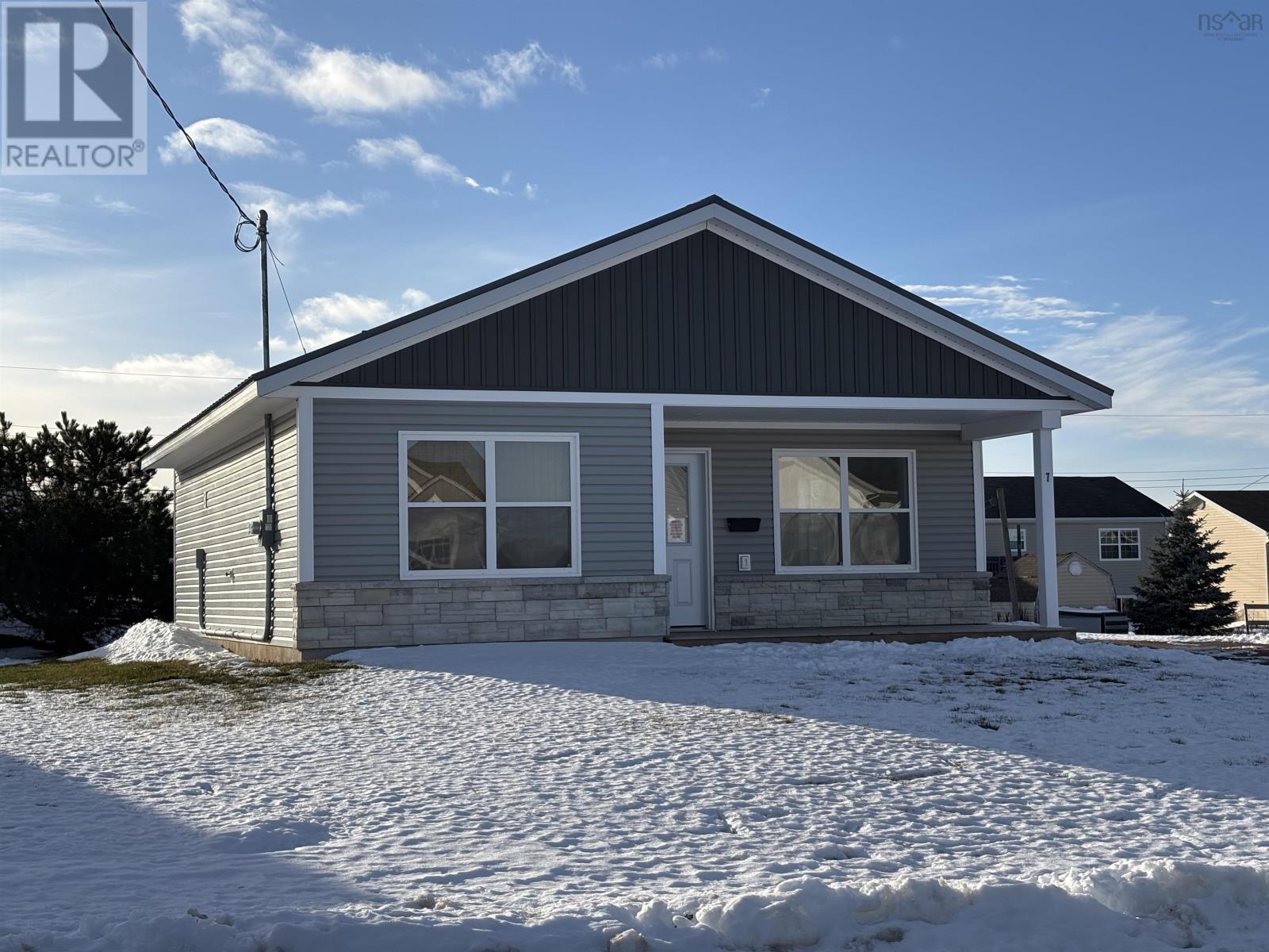 Property photo of 7 Fleming Avenue