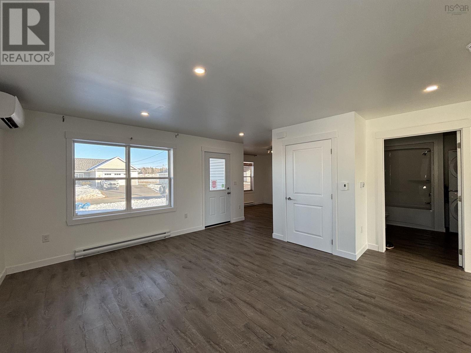 Property 32 of 33 of 7 Fleming Avenue