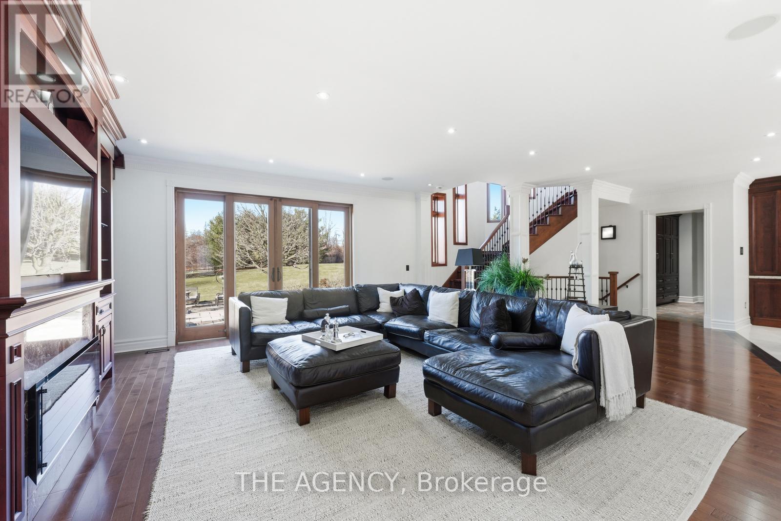 2659 2 SIDEROAD - 7