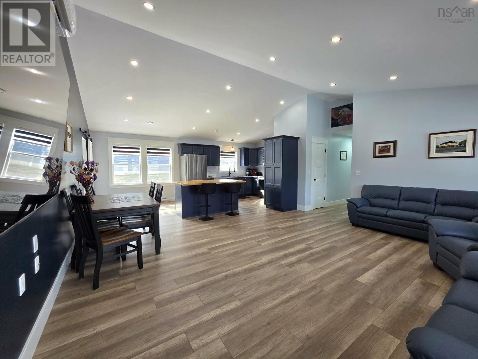 Property 5 of 39 of 2173 Spring Garden Road