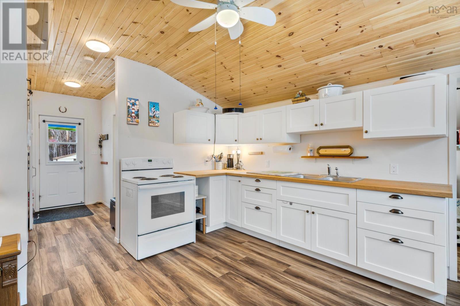 Property 26 of 51 of 45 Mill Street