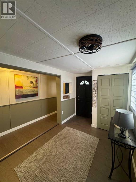 Single Family House Mobile Home for Sale in    Street NW Greenwood/Greenbriar Calgary 