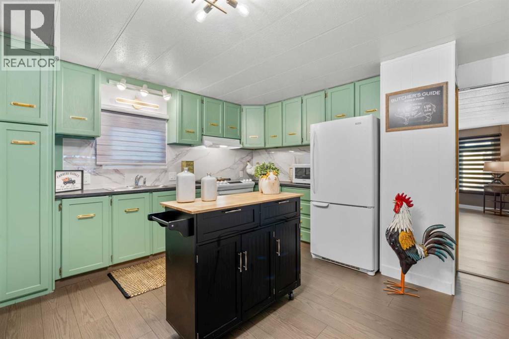 Single Family House Mobile Home for Sale in    Street NW Greenwood/Greenbriar Calgary 