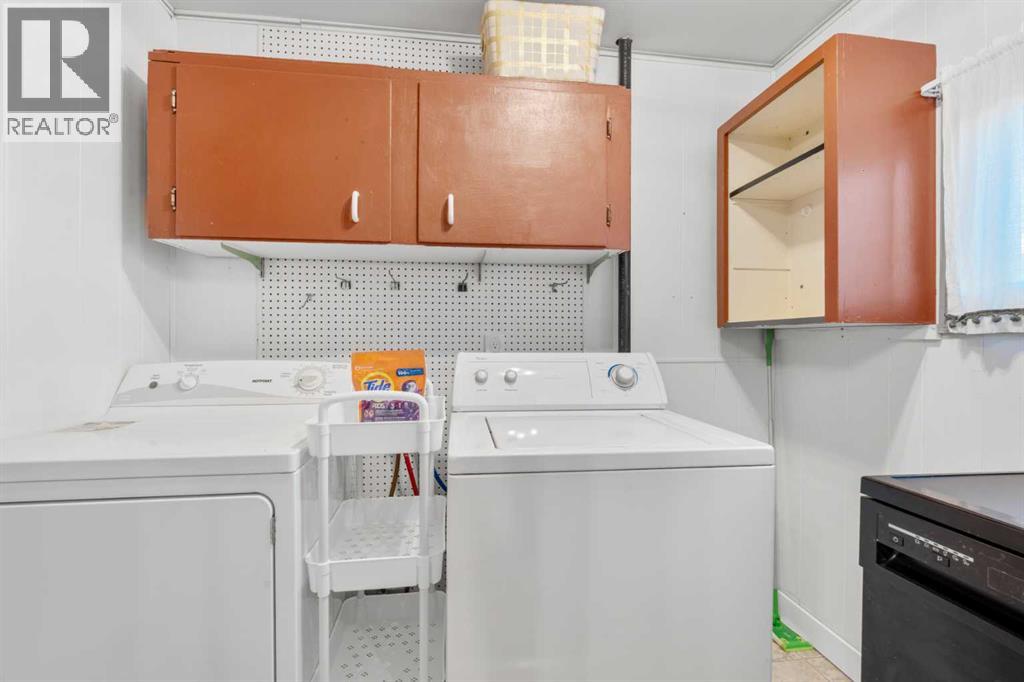 Single Family House Mobile Home for Sale in    Street NW Greenwood/Greenbriar Calgary 