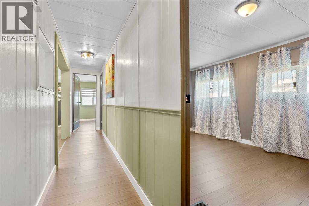 Single Family House Mobile Home for Sale in    Street NW Greenwood/Greenbriar Calgary 