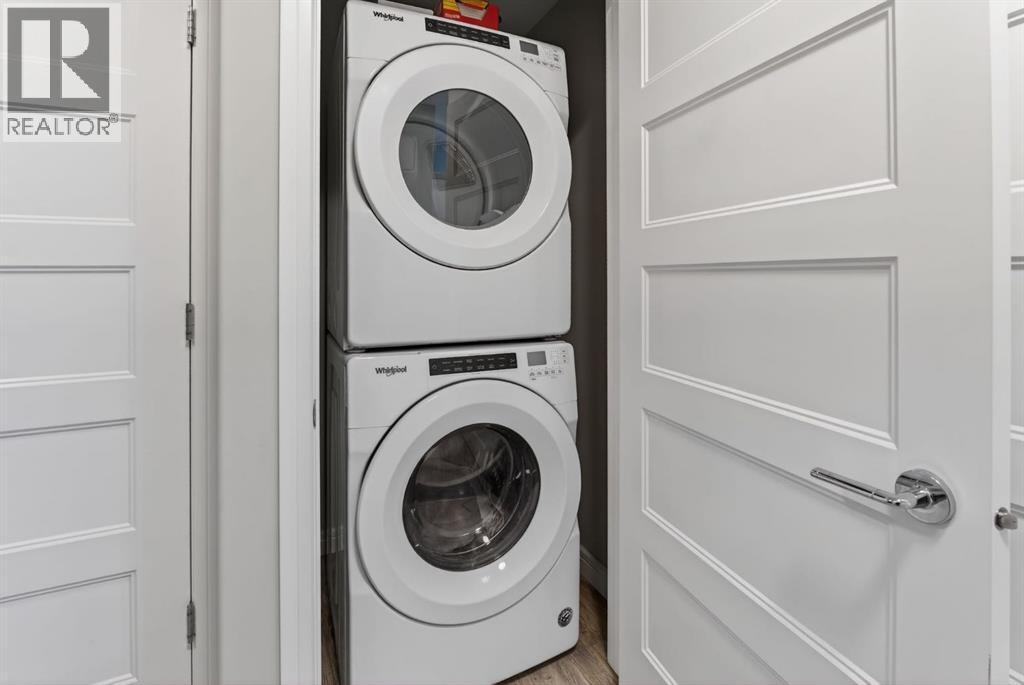 Single Family House for Sale in   Greenbriar Place NW Greenwood/Greenbriar Calgary 