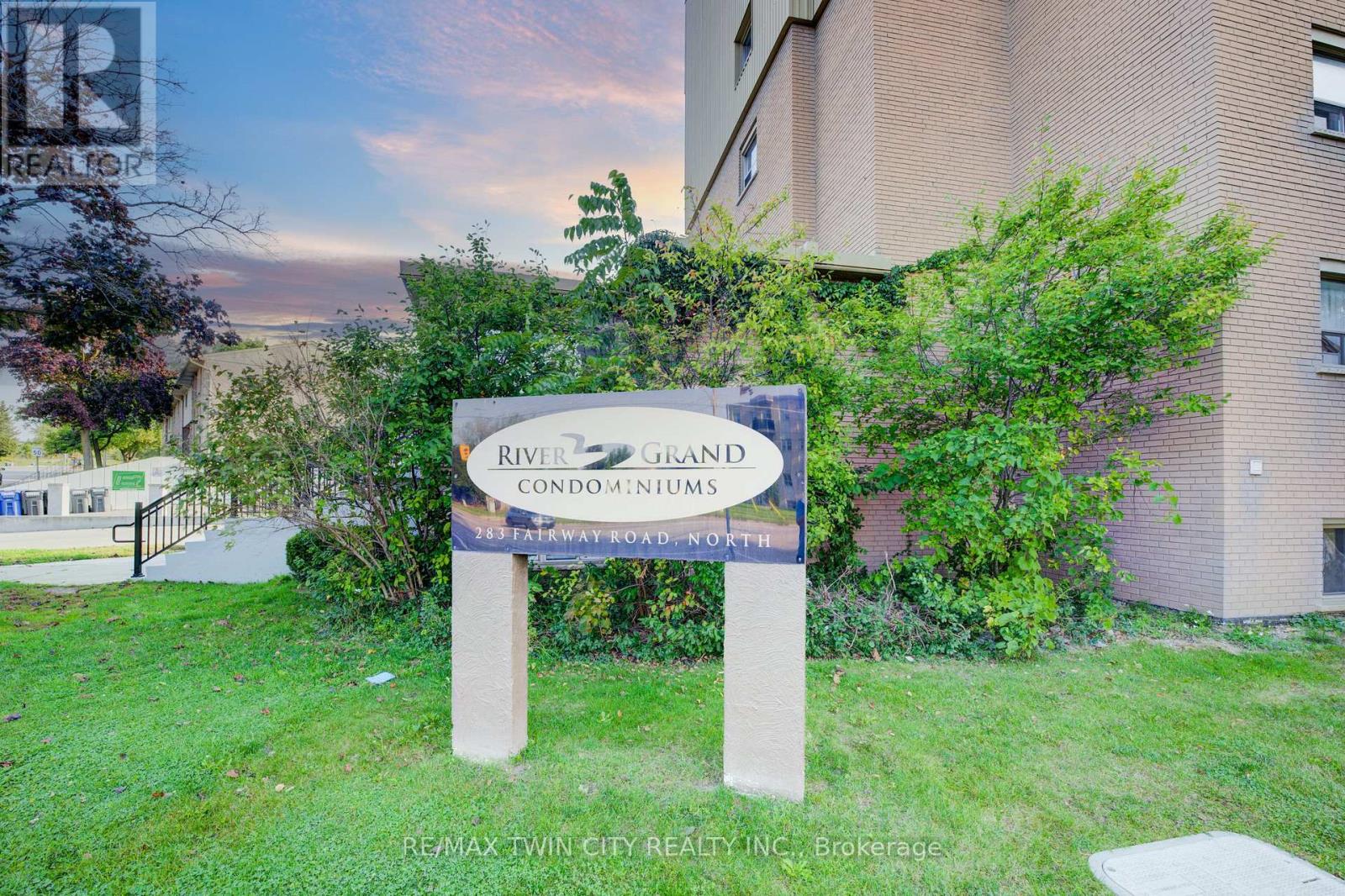 #201 283 FAIRWAY ROAD N - 3