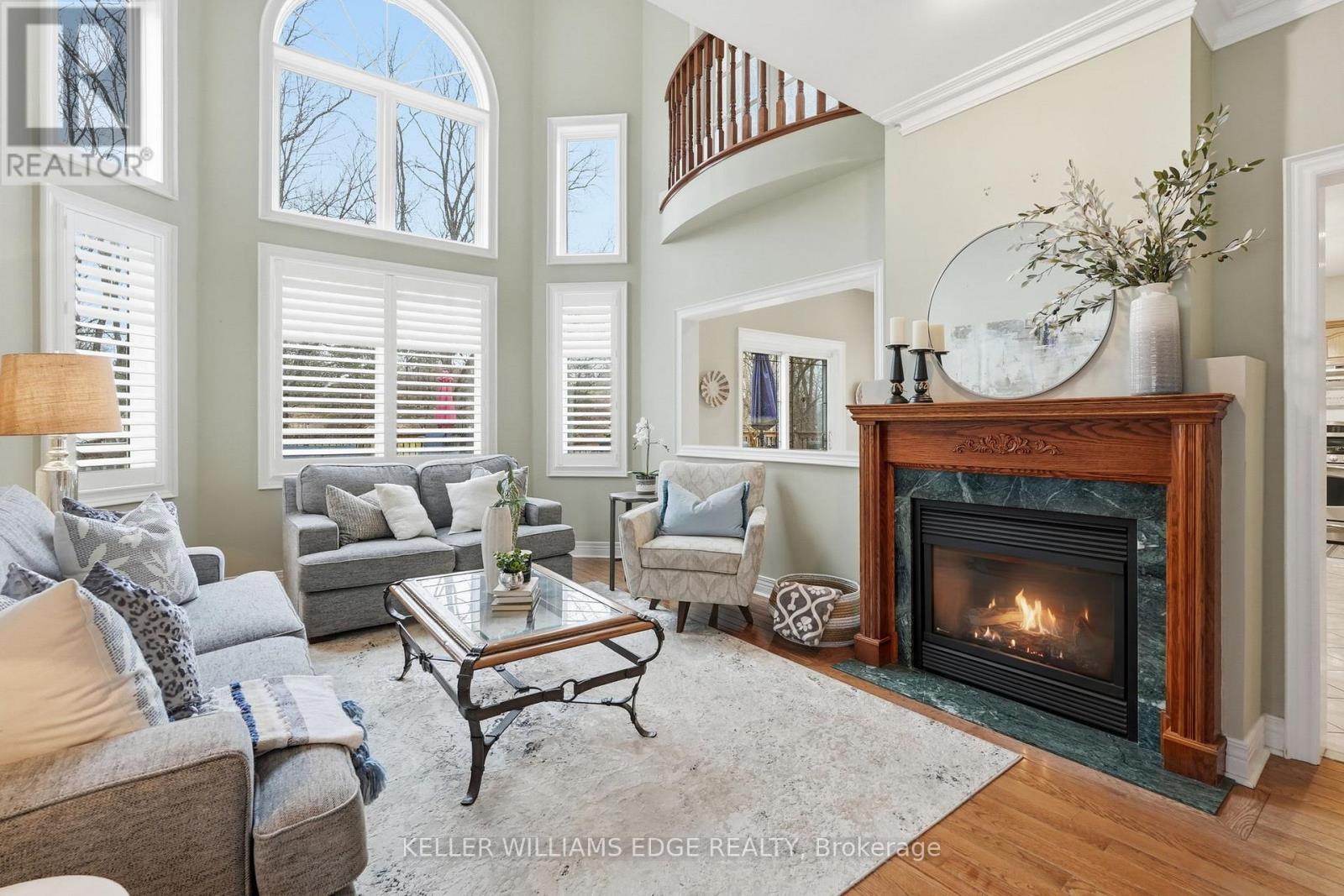 39 WINEGARDEN TRAIL - 16