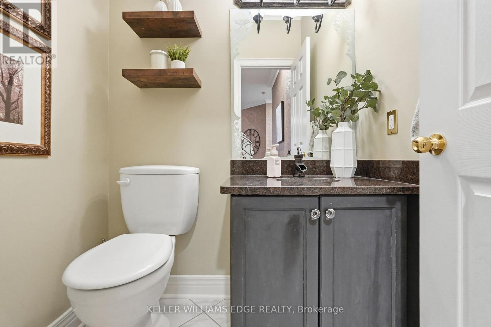 39 WINEGARDEN TRAIL - 18