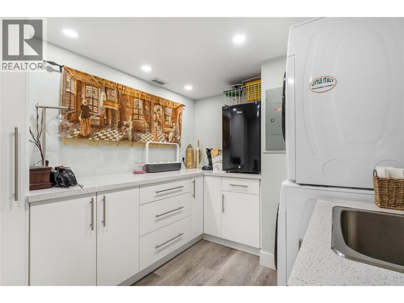 203 86 Lakeshore Drive, Penticton