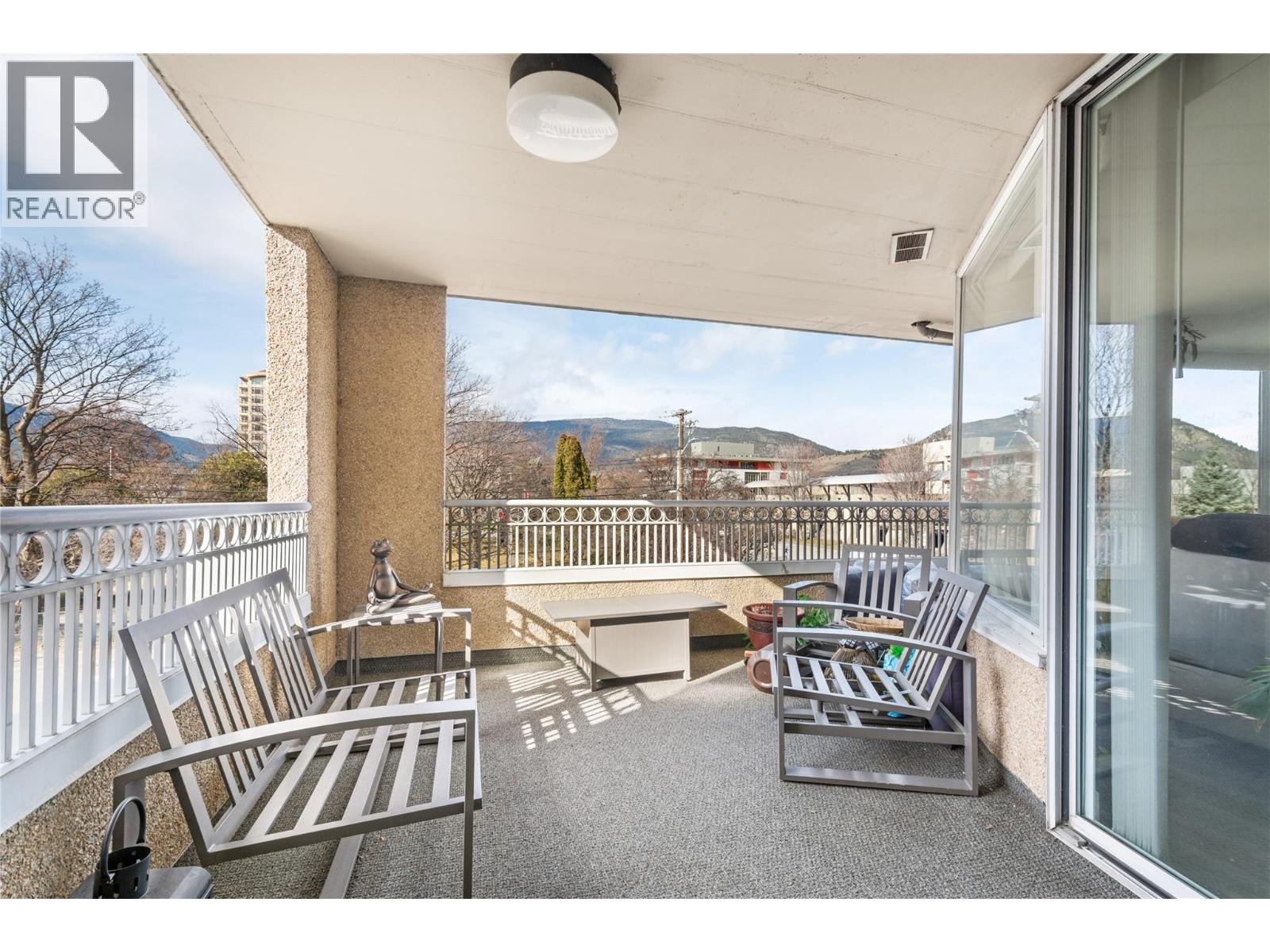 203 86 Lakeshore Drive, Penticton