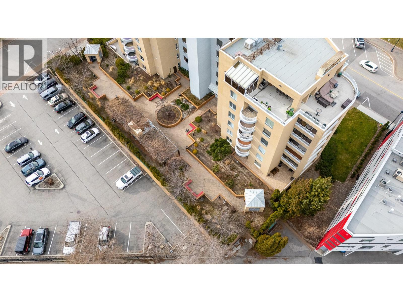 203 86 Lakeshore Drive, Penticton