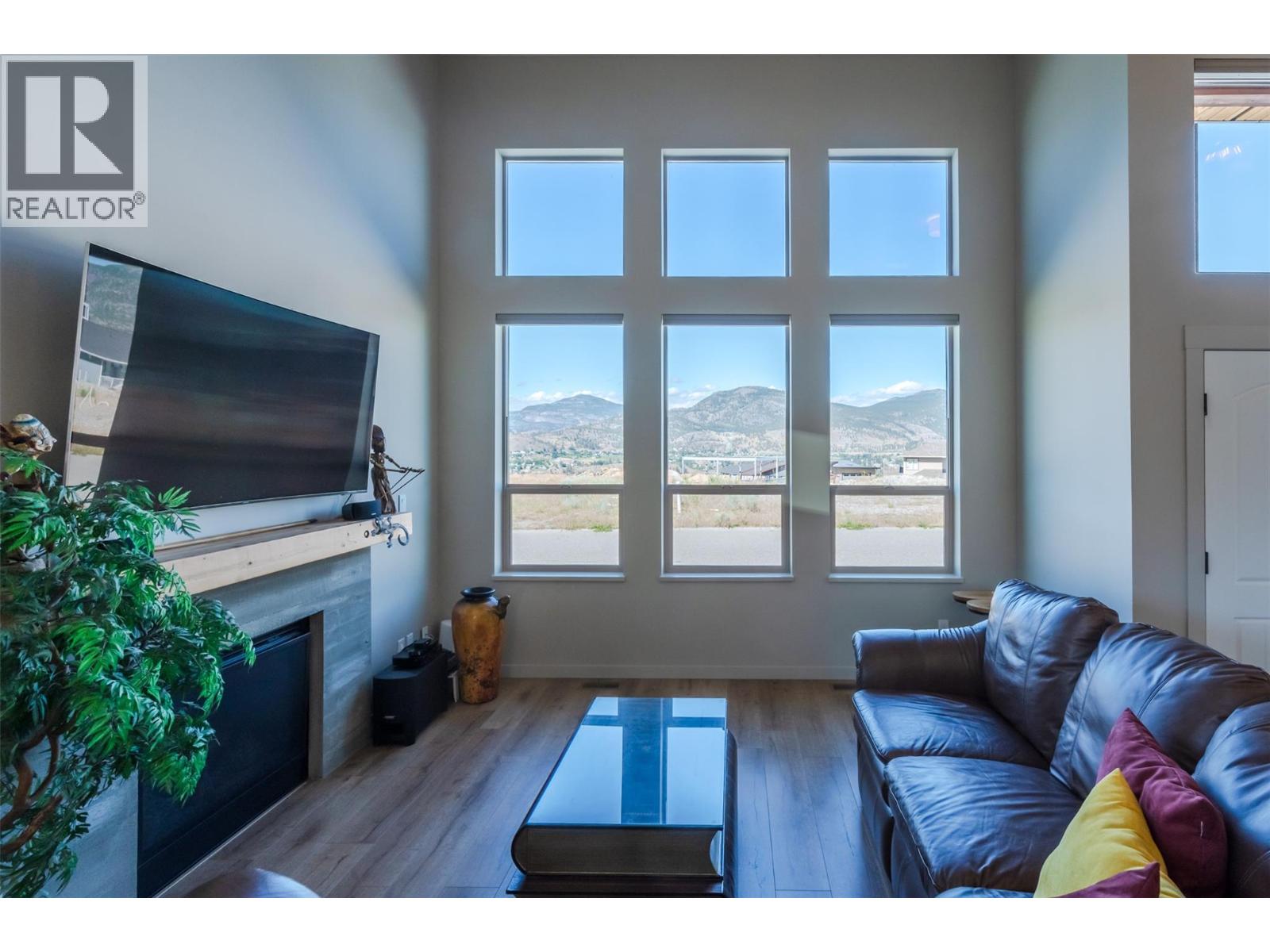 30 125 CABERNET Drive, Okanagan Falls