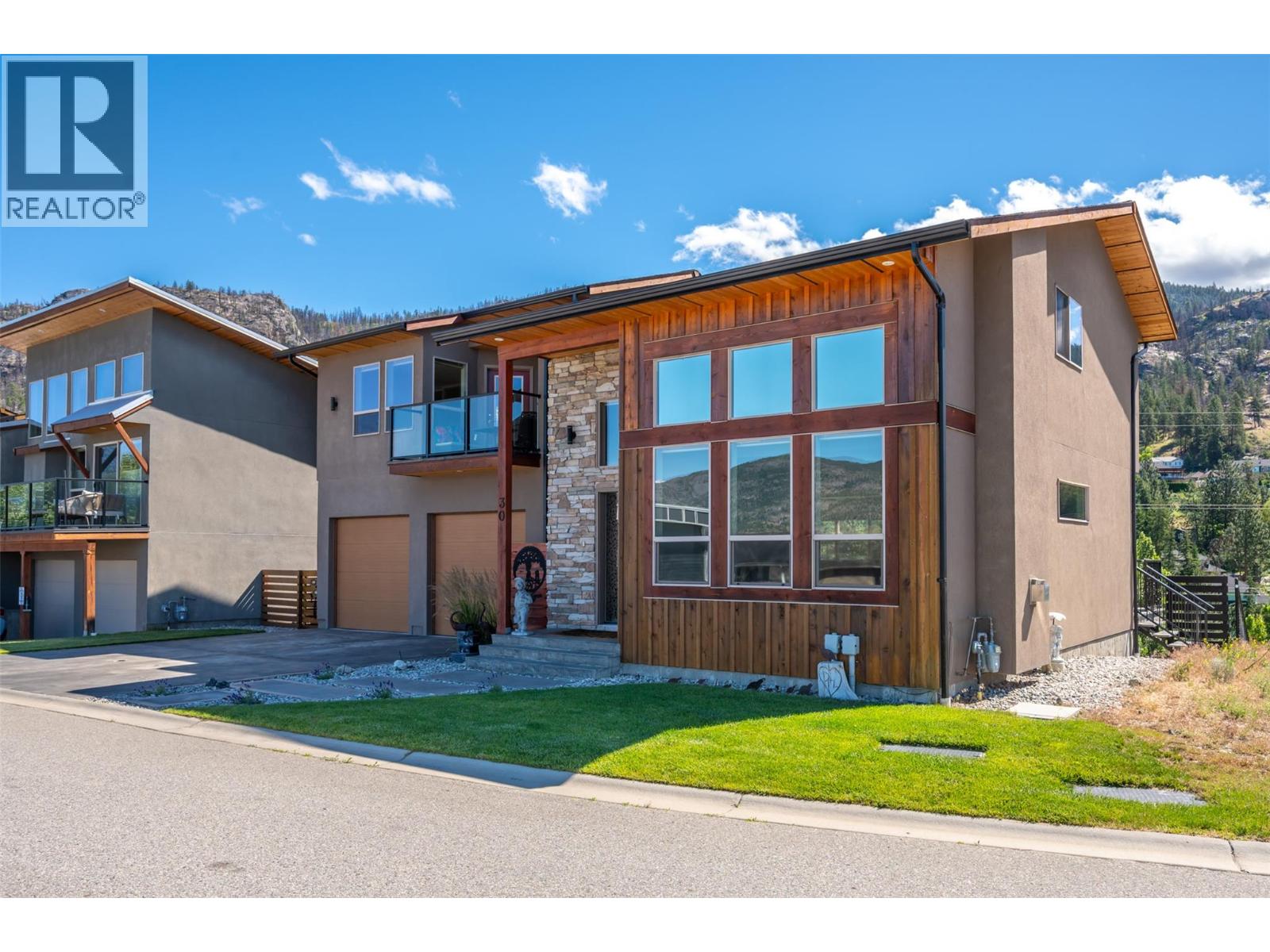 30 125 CABERNET Drive, Okanagan Falls