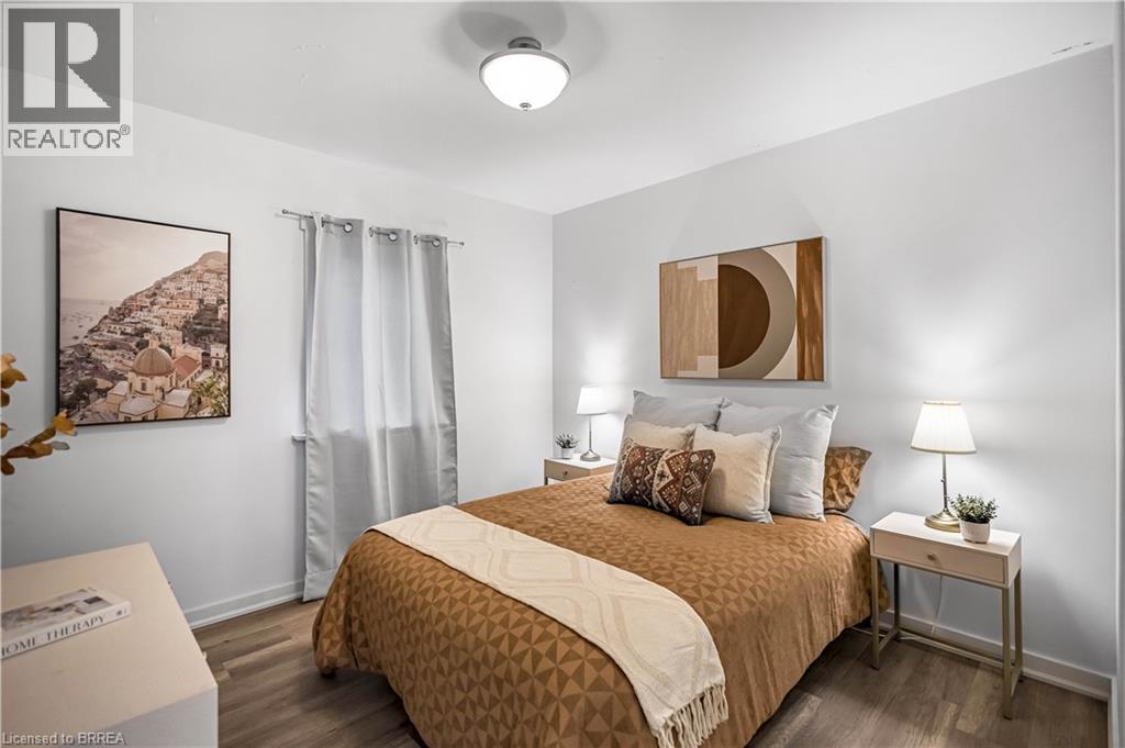 35 EIGHTH Avenue - 15
