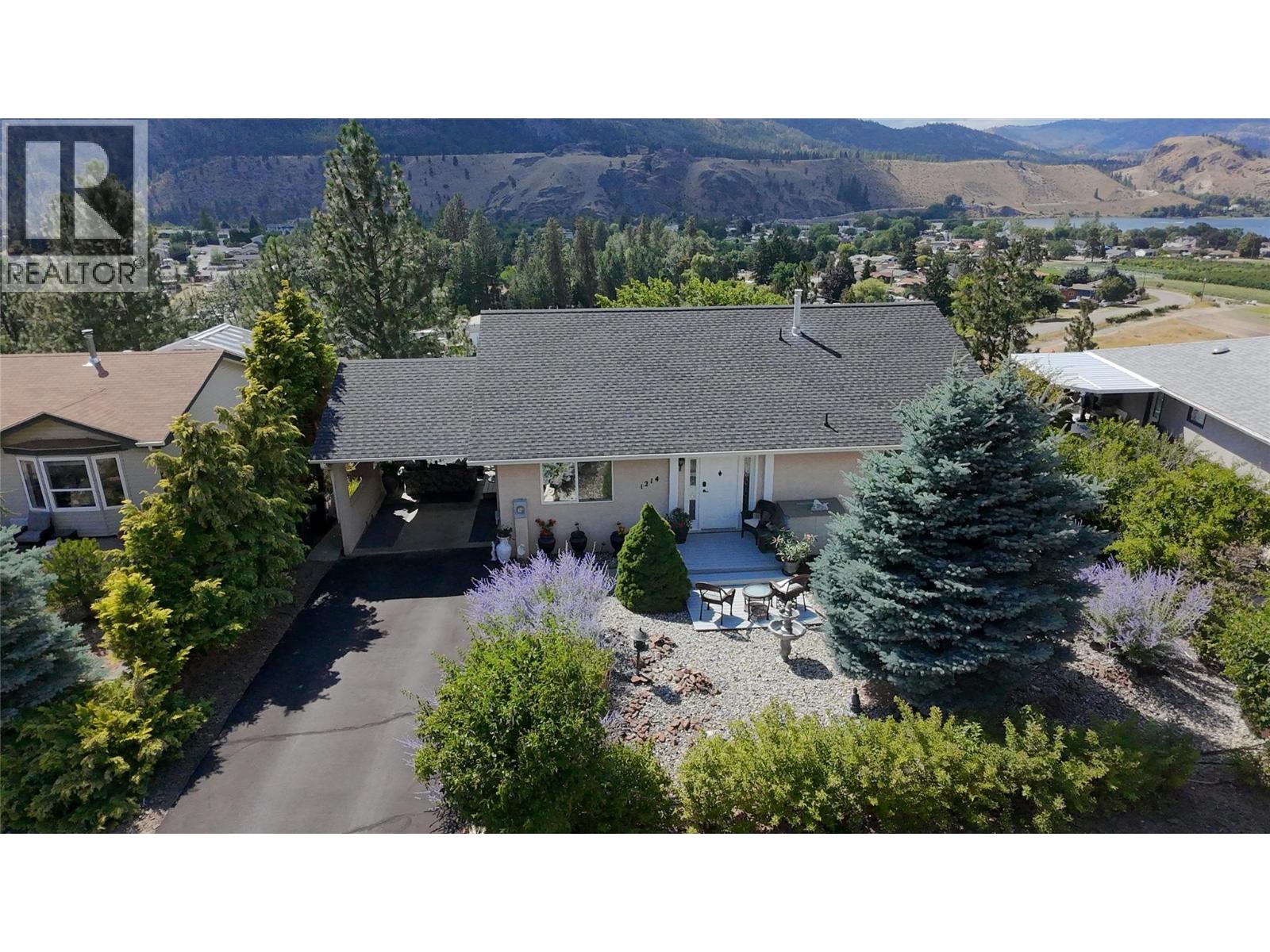 1214 Peachcliff Drive, Okanagan Falls
