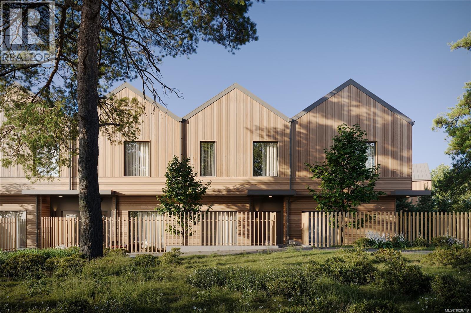 7 1520 Louise Pl, Saanich