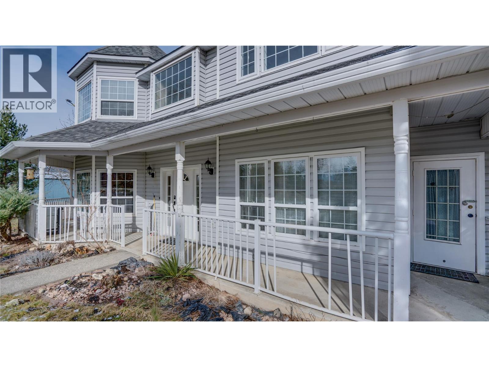 5580 Back Enderby Road, Spallumcheen