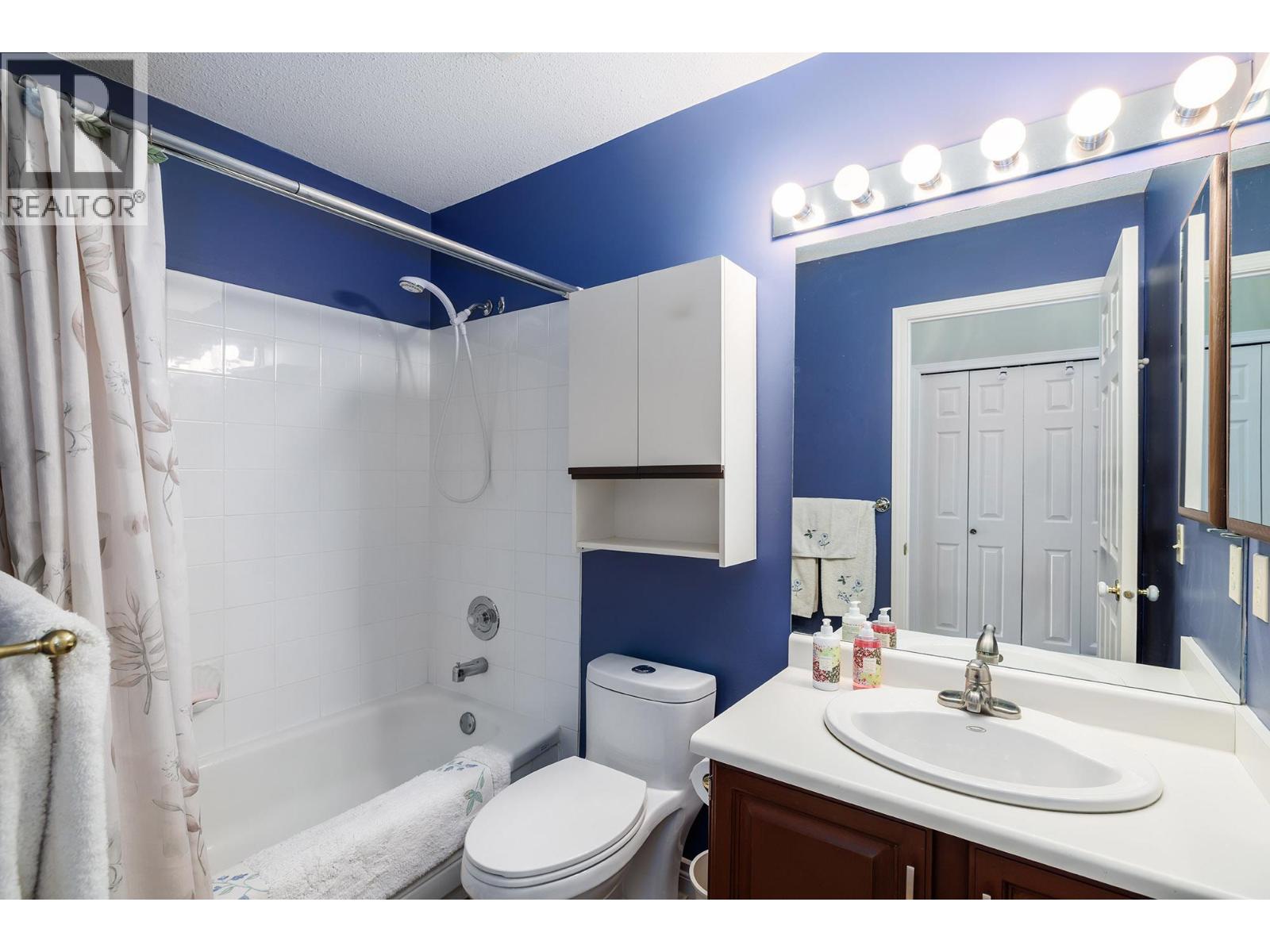 4450 Ponderosa Drive Unit# 202, Peachland