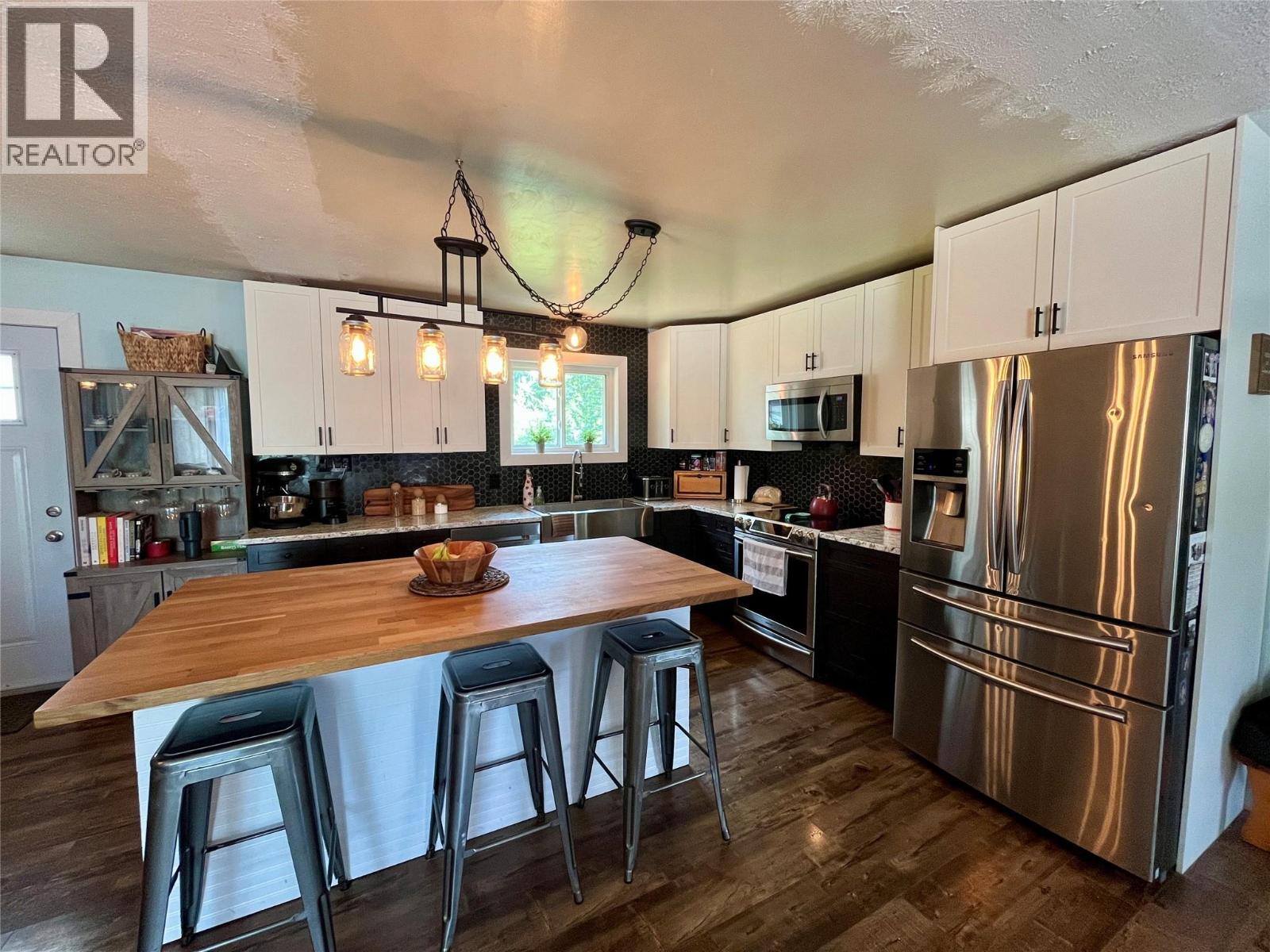 248 MURRAY Drive, Tumbler Ridge