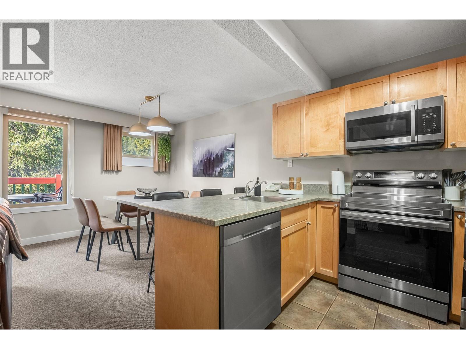 2030 PANORAMA Drive Unit# 624, Panorama