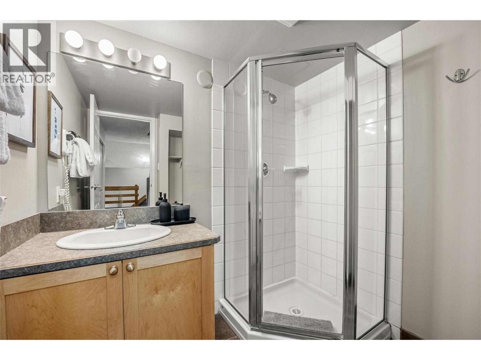 2030 PANORAMA Drive Unit# 624, Panorama