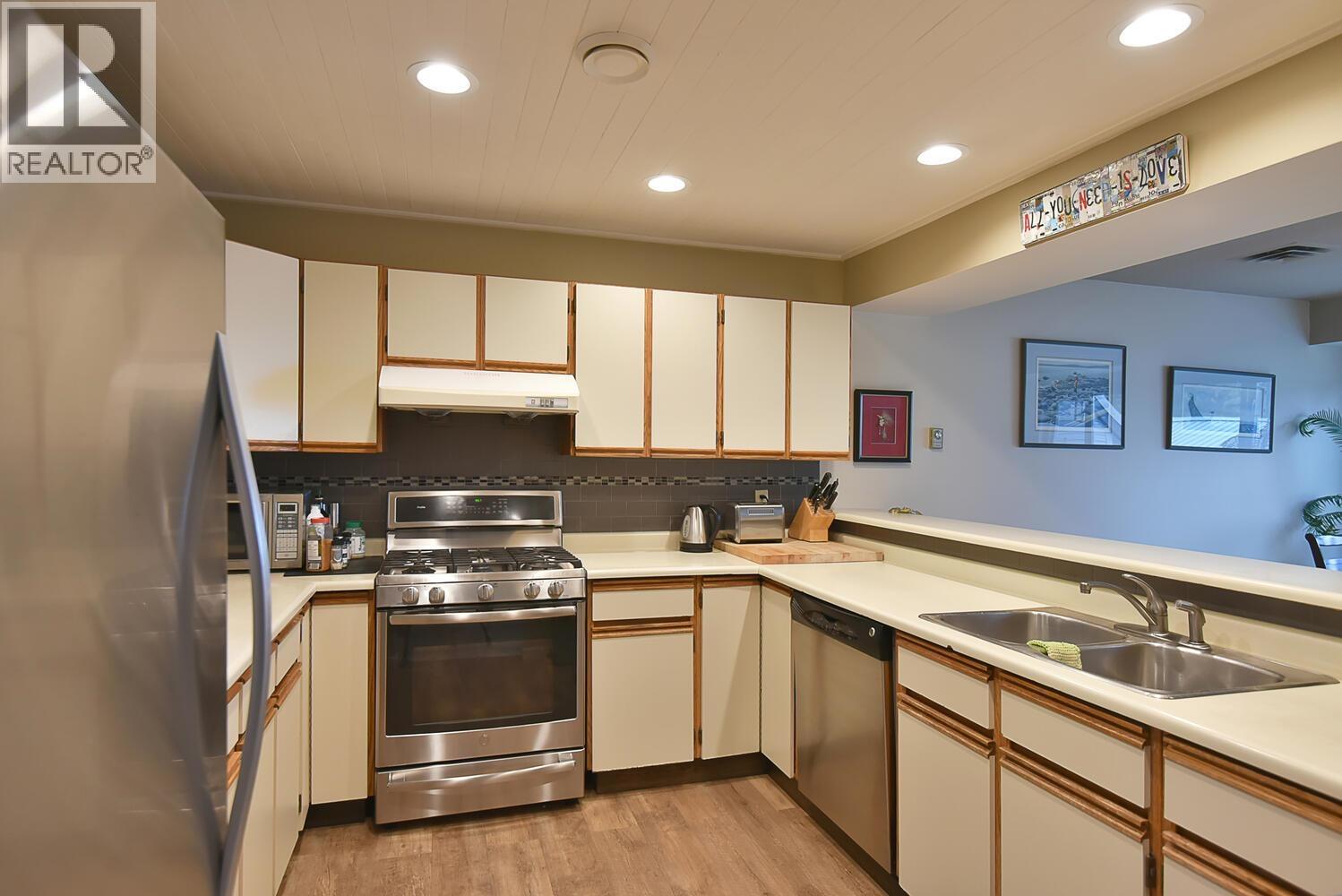 7 5471 SECRET COVE ROAD, Halfmoon Bay